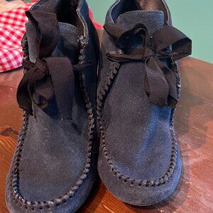 Dark Blue Women's Suede Shoes by Lucky  Penny size 8